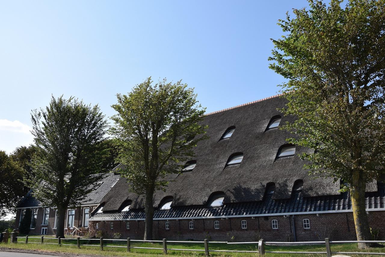 Bed and Breakfast De Hocht Nes  Esterno foto