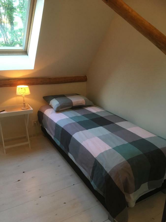 Bed and Breakfast De Hocht Nes  Esterno foto