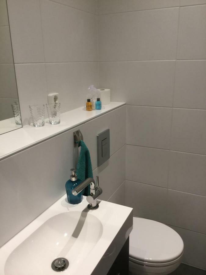 Bed and Breakfast De Hocht Nes  Esterno foto